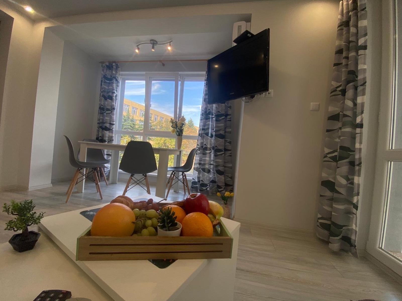 Уютен Нов Апартамент - Стара Загора С Две Спални Apartment Exterior foto